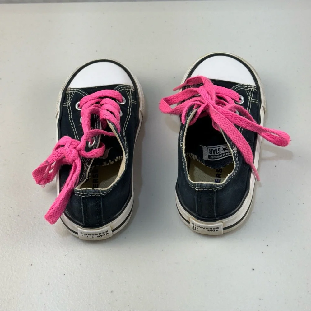 Converse Kids Sneakers Beige Canvas & Black Canvas with Pink Laces